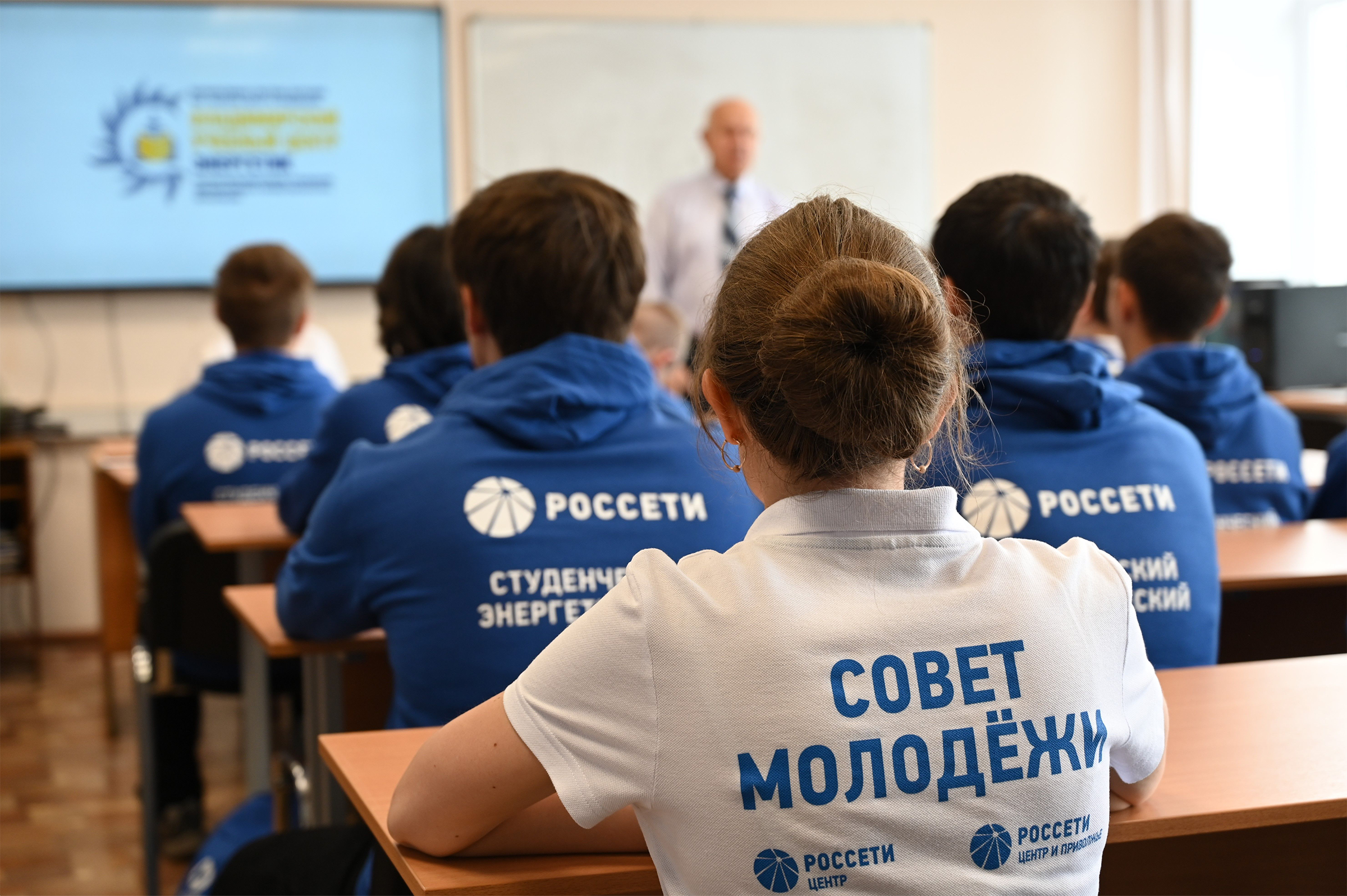 Студенческий строительный отряд в гостях у учебного центра